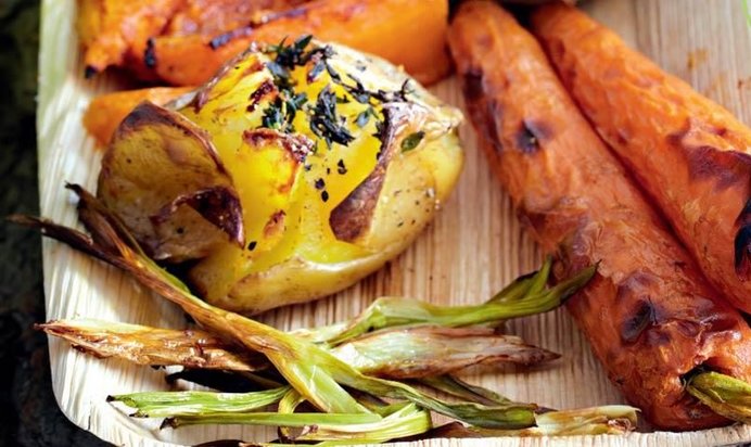 Кисель из ревеня со взбитыми сливками