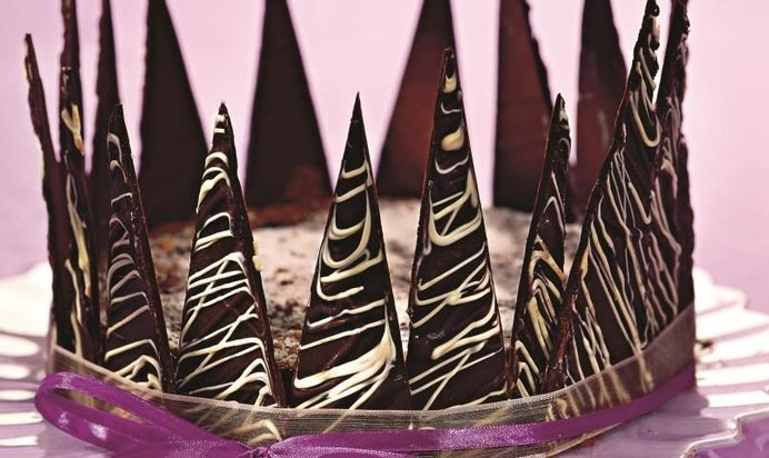 Торт Белая и Черная Магия