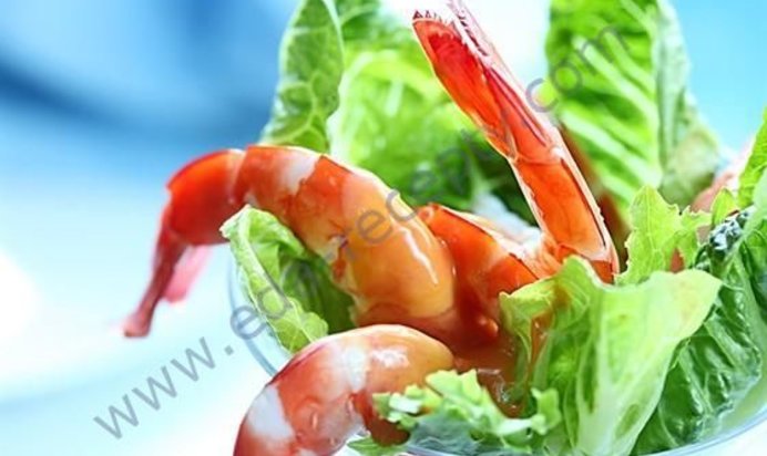 Салат морской коктейль из морепродуктов