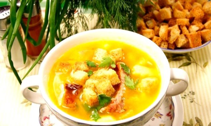 Сырный суп с ребрышками