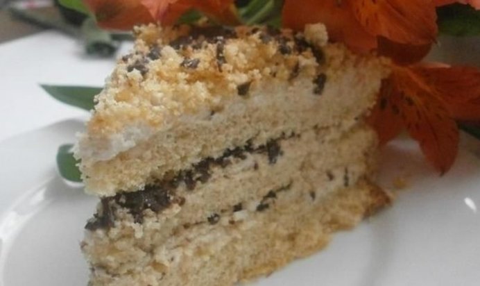 Торт с маскарпоне и шоколадной крошкой