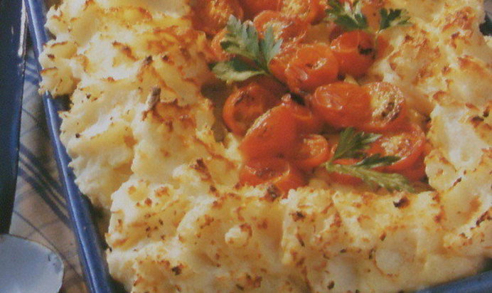 Запеканка с окорочком и луком.