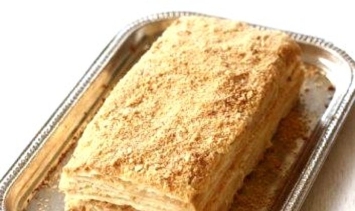 Слоеный торт Наполеон