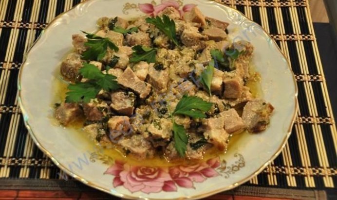 Гуляш из телятины с подливкой