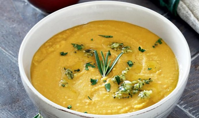 Гороховый суп с розмарином