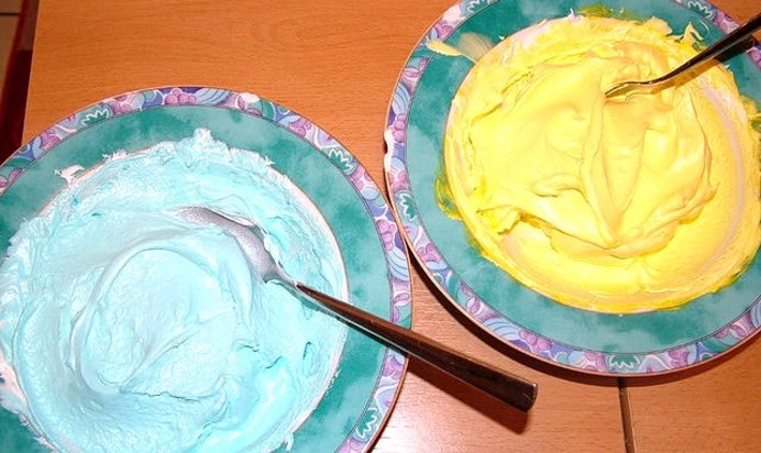 Крем для розочек на торт