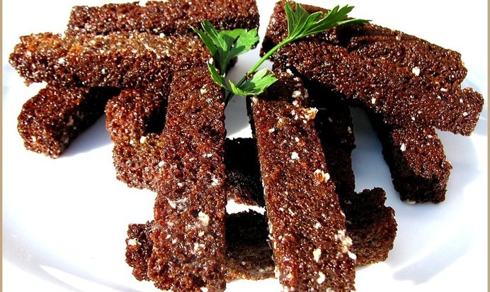 Гренки с чесноком и укропом