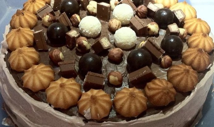 Торт с ореховой пастой