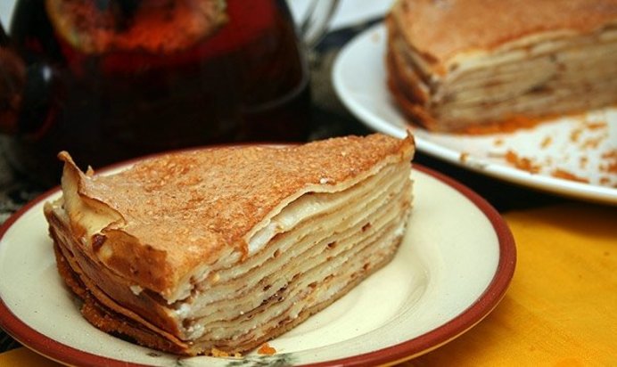 Блинчатый торт с грибами