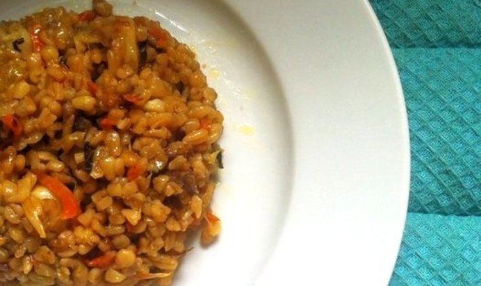 Веганский плов из булгура с баклажанами (постный)