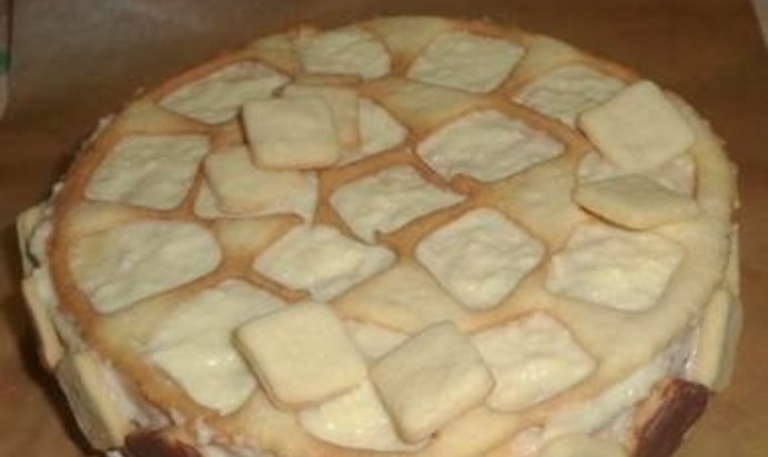 Песочный торт с вареньем