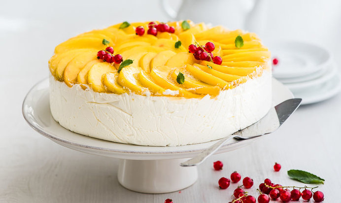 Торт-суфле с персиками