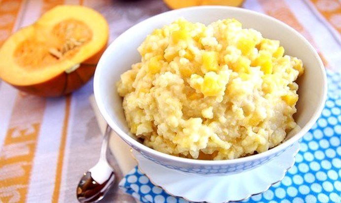 Пшенная каша с тыквой в горшочках