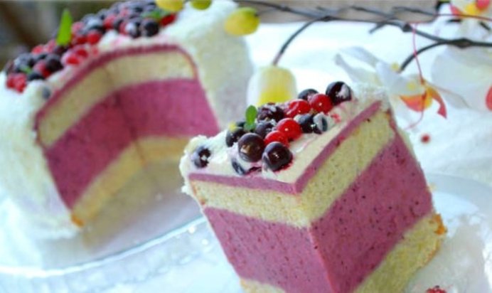 Торт чернично-муссовый