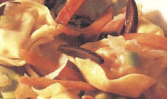 Грибные тортеллини с пармским окороком