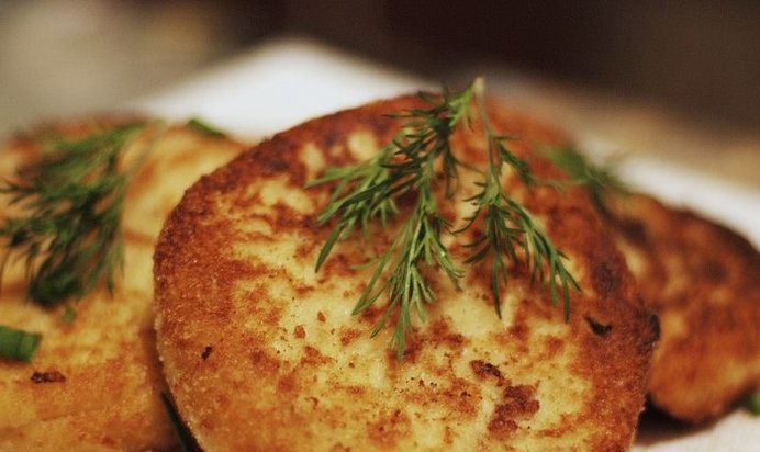 Пирожки с мясом за 5 минут