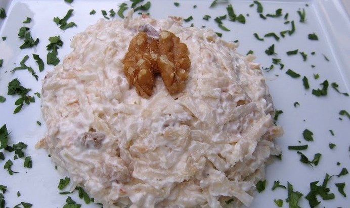 Салат из корня сельдерея