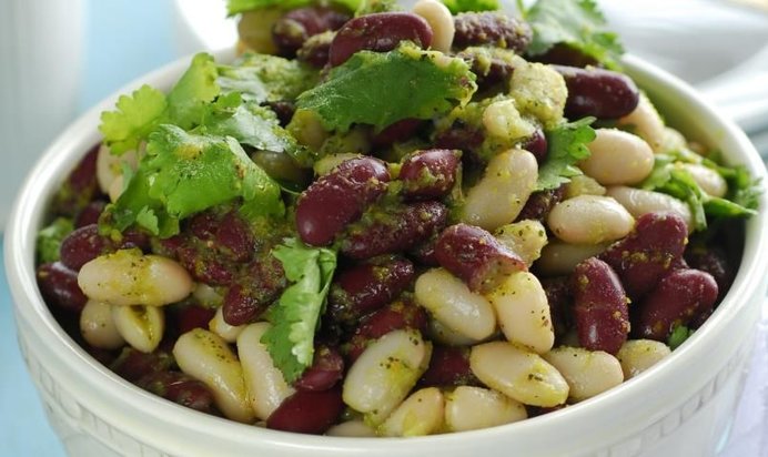 Салат из фасоли с апельсиновой заправкой