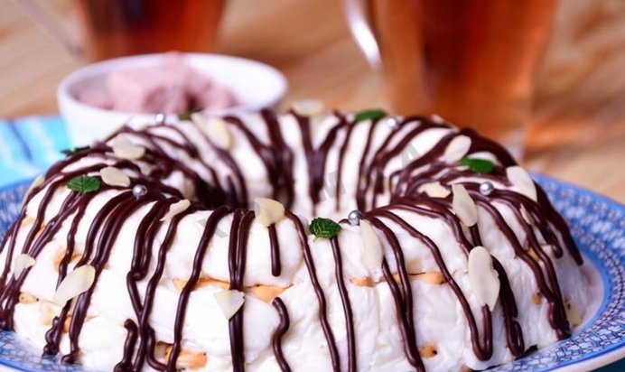 Торт из крекера и сметаны