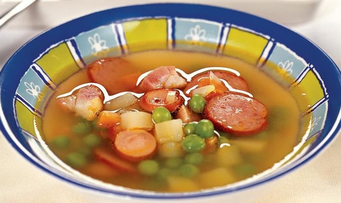 Гороховый суп с сосисками