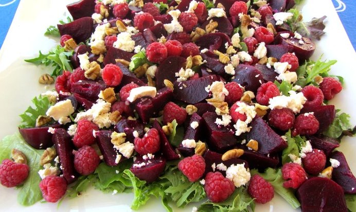 Постный салат из свеклы