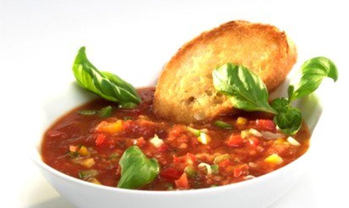 Гаспачо с семечками подсолнуха