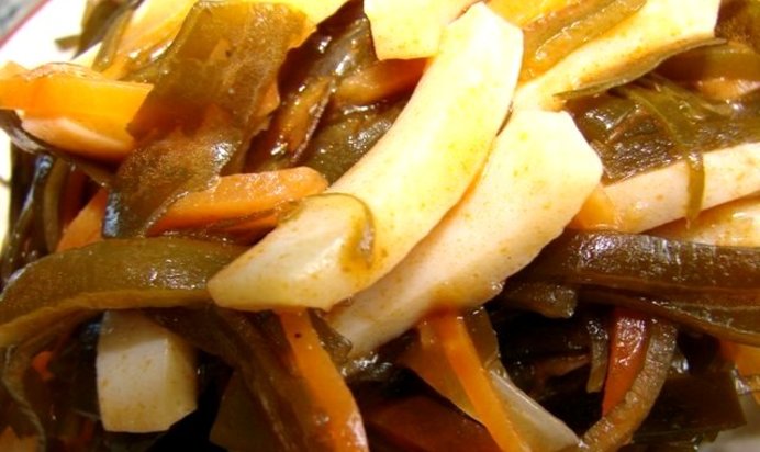 Солянка из морской капусты