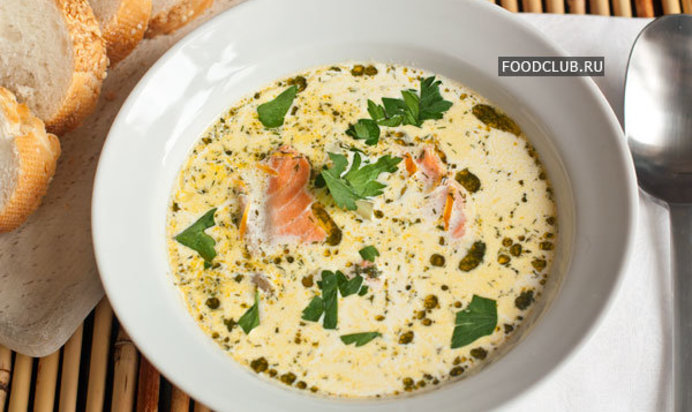 Сливочный суп с лососем (lohikeitto)