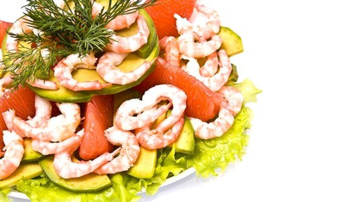 Салат из креветок с грейпфрутом