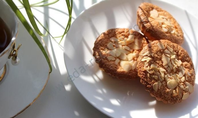 Миндальные пирожные