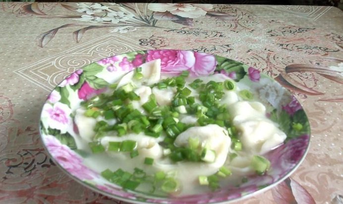 Суп пельмени с бульоном