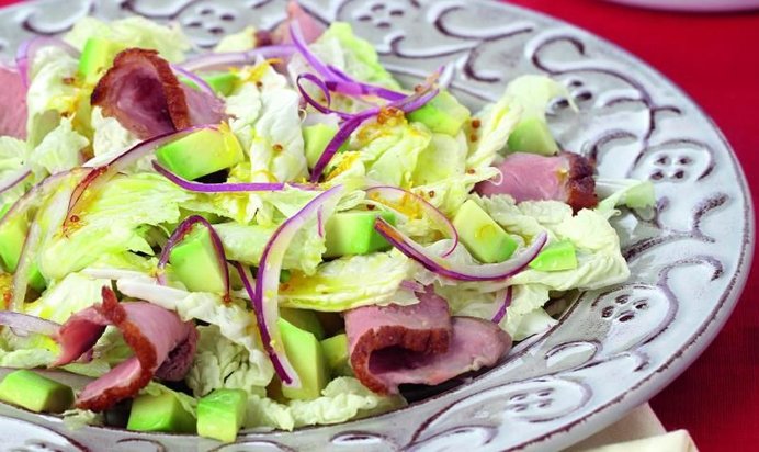 Салат с утиной грудкой