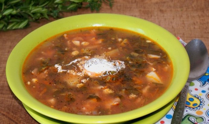 Борщ на курином бульоне