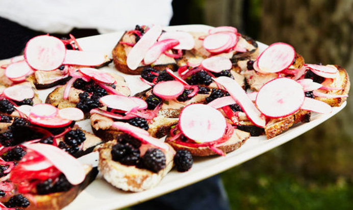 Ежевичный салат