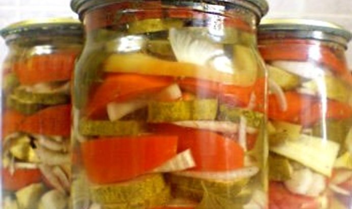 Салат из огурцов и помидоров на зиму