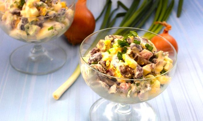 Салат с фасолью