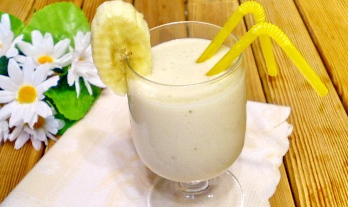 Смузи с бананом