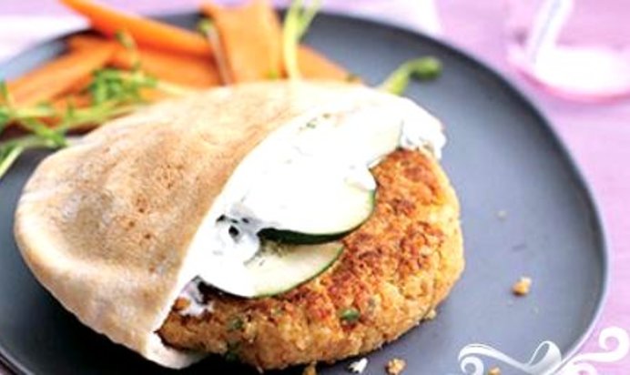 Бургеры с квиноа по-гречески