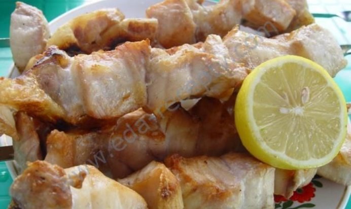 Шашлык из рыбы, белуги