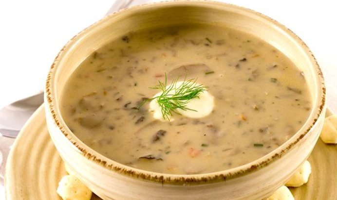 Грибной суп на курином бульоне