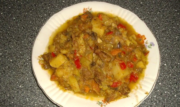 Овощное рагу с говядиной