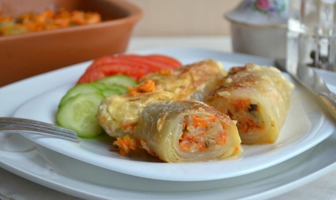 Постные голубцы с рисом, грибами и оливками