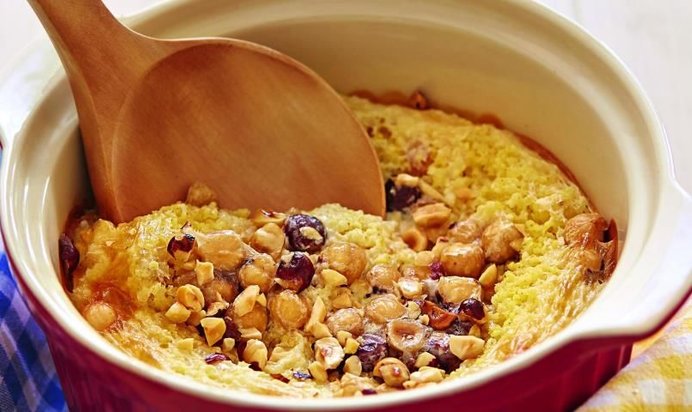 Пшенная каша с изюмом и фундуком