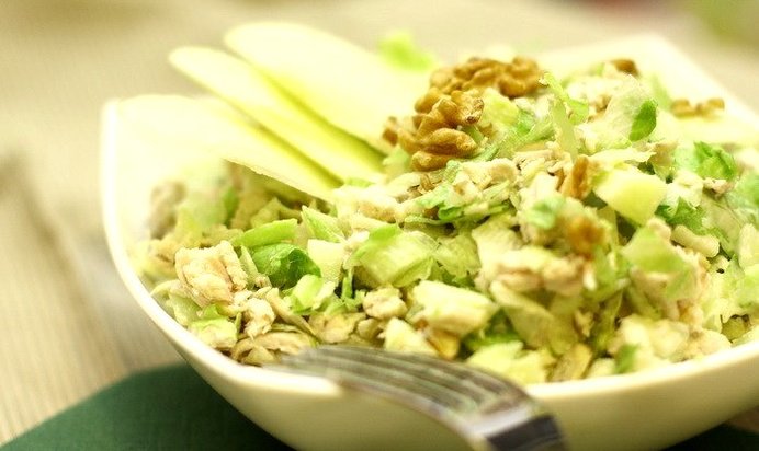 Куриный салат с апельсинами