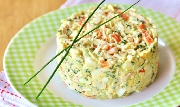 Салат из яиц и зеленого лука